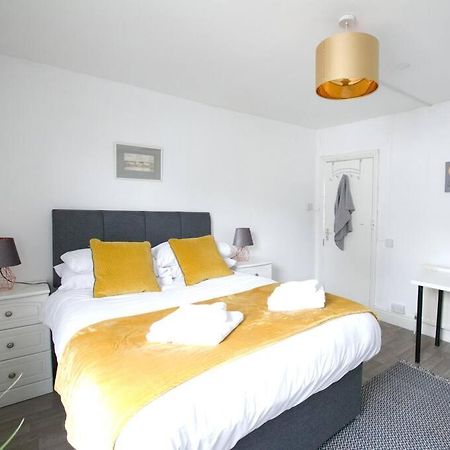 City Centre 4 Bedroom House Winchester Exterior foto